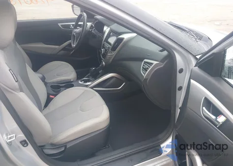 2012 Hyundai Veloster Base W/Gray z USA, uszkodzony, nr VIN KMHTC6AD1CU034787